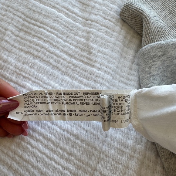 Zara Graphic T Shirt - Picture 3 of 5